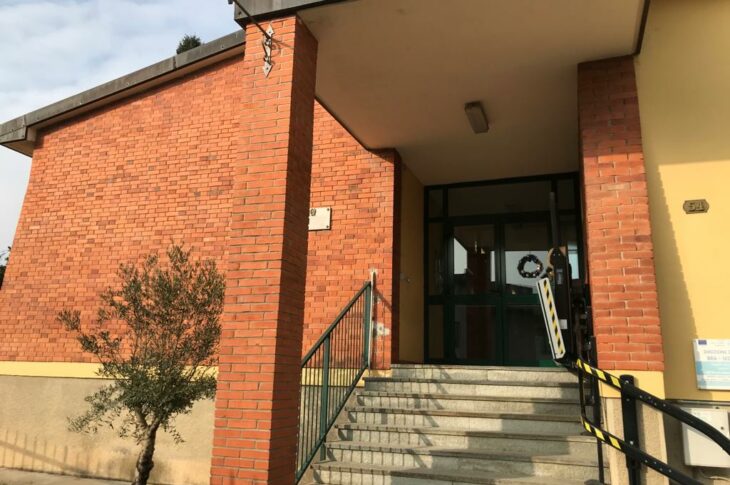 foto pollenzo primaria (1)